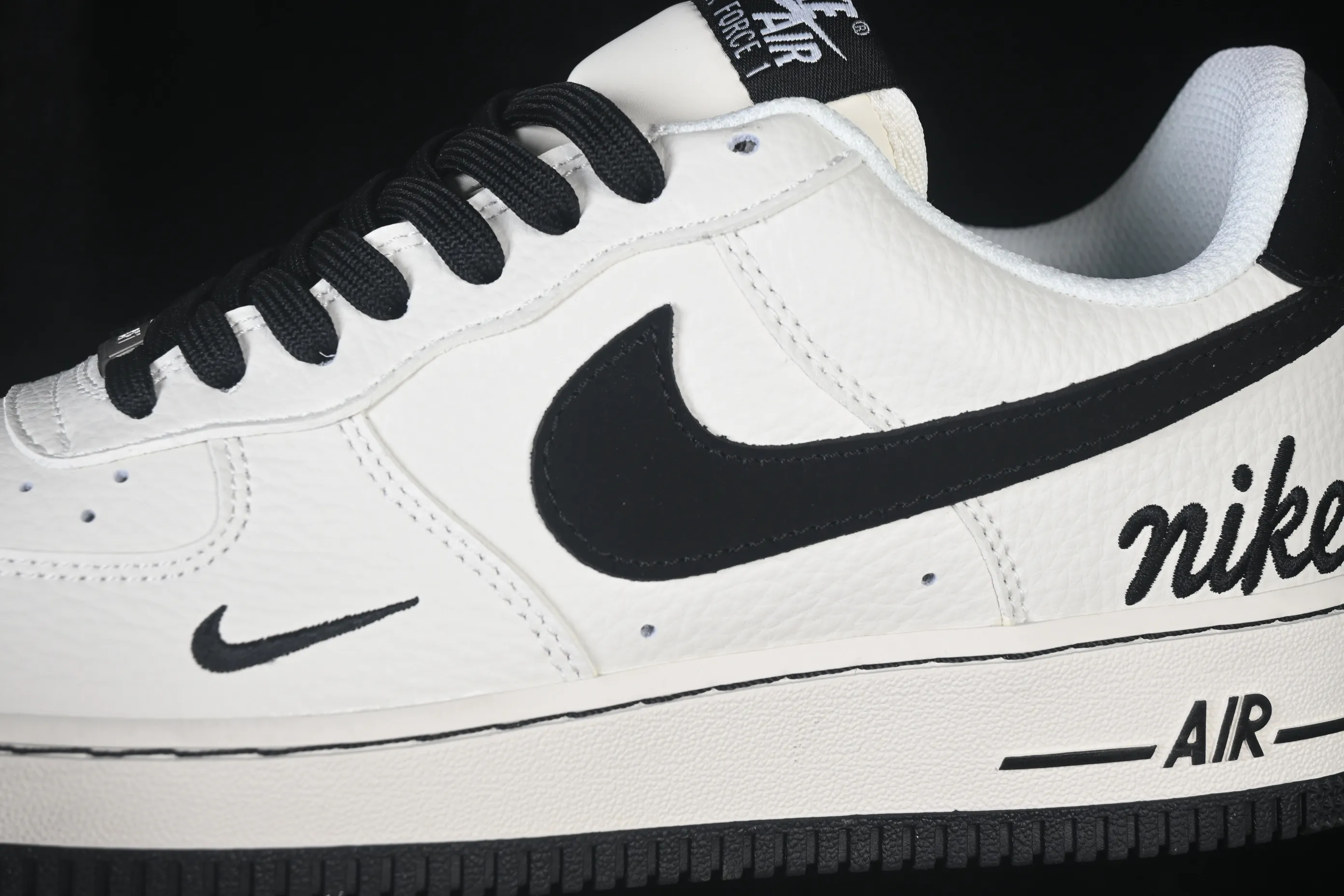 All Categories Nk Air Force 1 Air Force Series Nk Air Force 1 Low Air Force Low Nike Air Force 1'07 Low Beige White Black Air Force One Low Casual Shoes NH0601-546